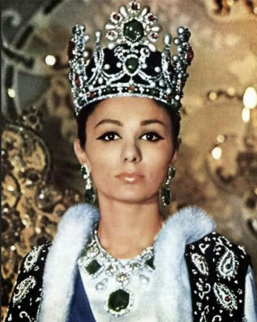 Queen Farah Happy Mother's Day